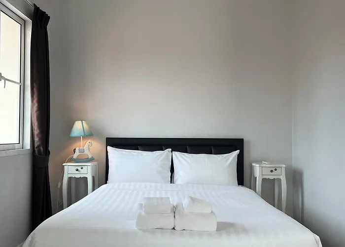 度假居 Entire 3bedroom Townhome, Shared Swimming Pool In Sukhumvit, 2901