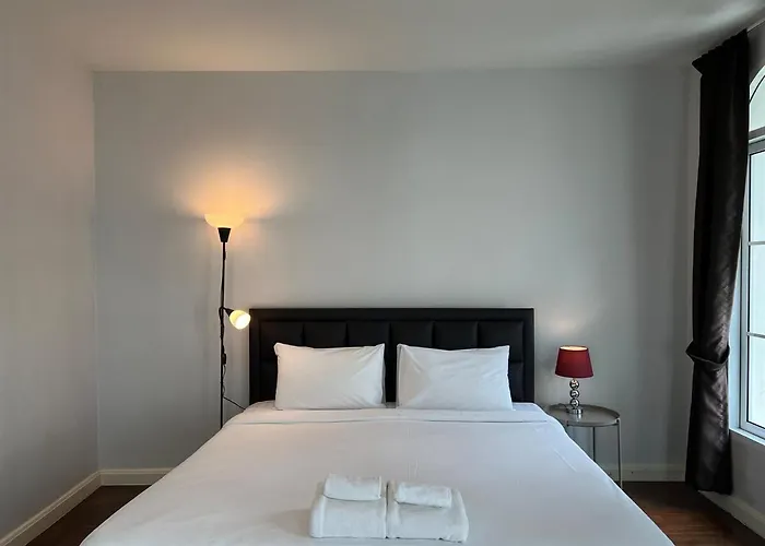 度假居 Entire 3bedroom Townhome, Shared Swimming Pool In Sukhumvit, 2901