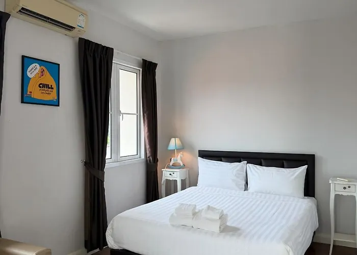 Entire 3bedroom Townhome, Shared Swimming Pool In Sukhumvit, 2901