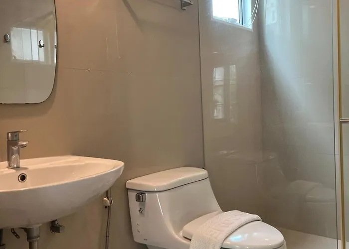 度假居 Entire 3bedroom Townhome, Shared Swimming Pool In Sukhumvit, 2901