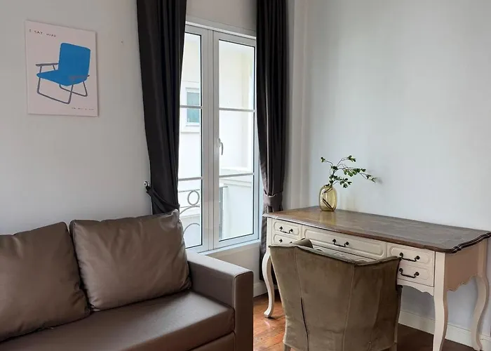 Entire 3bedroom Townhome, Shared Swimming Pool In Sukhumvit, 2901 * 曼谷